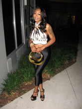 Load image into Gallery viewer, Black Capris
